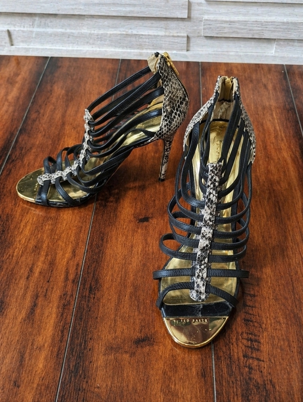 Ted Baker Black Strappy Heels EU 38 US 7.5 Snake Print Gold Toe Stiletto Sandals